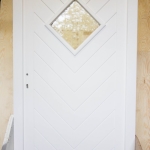 drzwi drewniane meranti białe